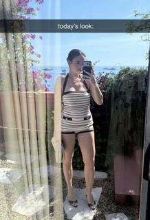 Natalie Noel Mariduena feet photo 3