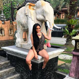 Natalie Nunn feet photo 1