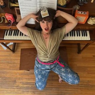 Natalie Palamides feet photo 3
