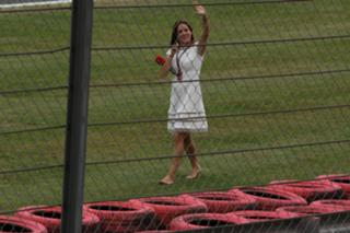 Natalie Pinkham feet photo thumbnail