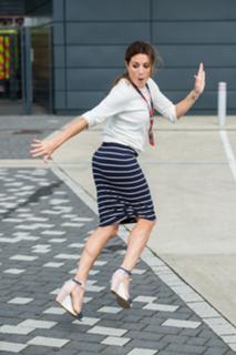 Natalie Pinkham feet photo thumbnail