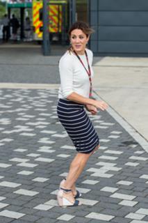 Natalie Pinkham feet photo thumbnail