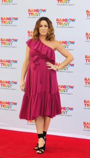 Natalie Pinkham feet photo thumbnail
