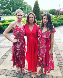 Natalie Pinkham feet photo thumbnail