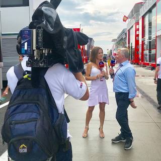 Natalie Pinkham feet photo thumbnail