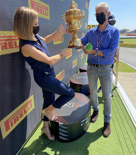 Natalie Pinkham feet photo thumbnail