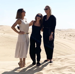 Natalie Pinkham feet photo thumbnail