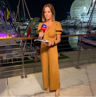 Natalie Pinkham feet photo thumbnail