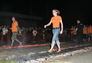 Natalie Pinkham feet photo thumbnail