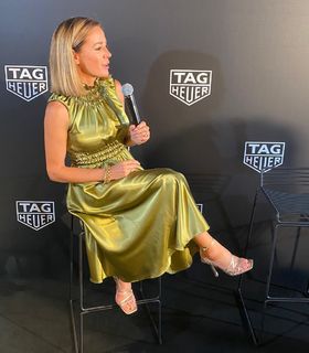 Natalie Pinkham feet photo thumbnail