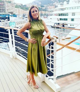 Natalie Pinkham feet photo thumbnail