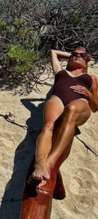 Natalie Pinkham feet photo 17