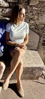 Natalie Pinkham feet photo 13
