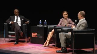 Natalie Portman feet photo thumbnail