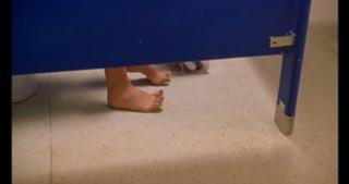 Natalie Portman feet photo thumbnail