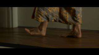 Natalie Portman feet photo thumbnail