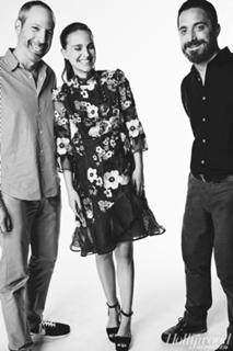 Natalie Portman feet photo thumbnail