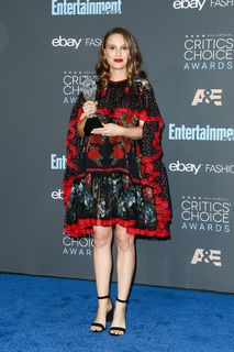 Natalie Portman feet photo thumbnail