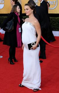 Natalie Portman feet photo thumbnail