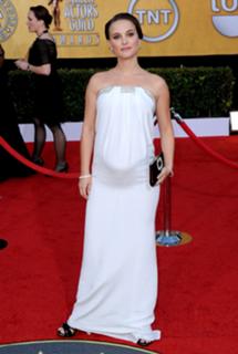 Natalie Portman feet photo thumbnail