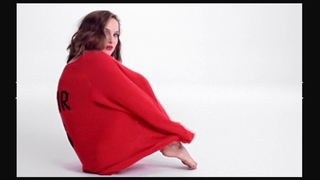 Natalie Portman feet photo thumbnail