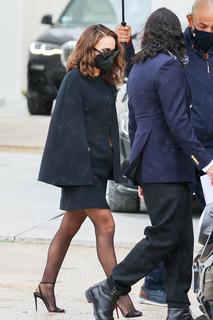 Natalie Portman feet photo thumbnail