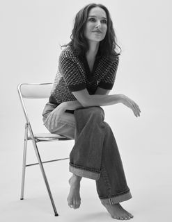 Natalie Portman feet photo thumbnail