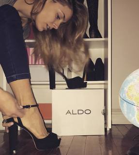 Natalie Pérez feet photo 10