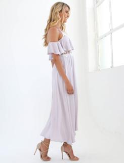 Natalie Roser feet photo thumbnail