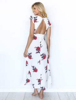 Natalie Roser feet photo thumbnail