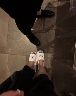 Natalie Sharp feet photo 2