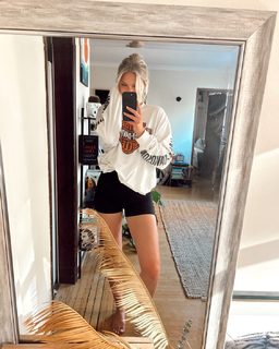 Natalie Sharp feet photo 18
