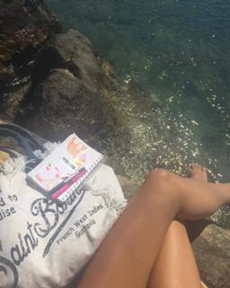 Natalie Thanou feet photo 9