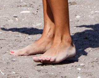 Natalie Thanou feet photo 14