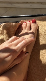 Natalie Thanou feet photo 16