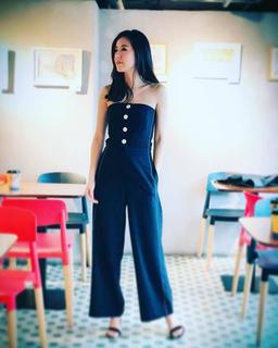 Natalie Tong feet photo 20