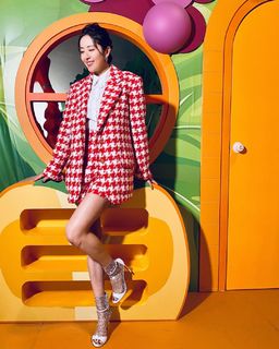 Natalie Tong feet photo 8
