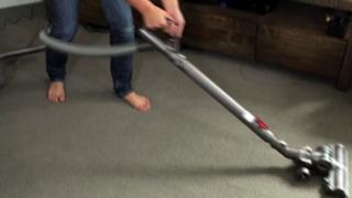 Natalie Tran feet photo thumbnail