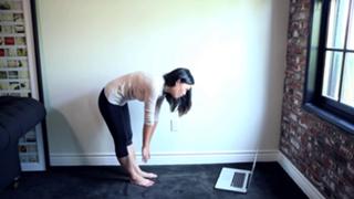 Natalie Tran feet photo thumbnail