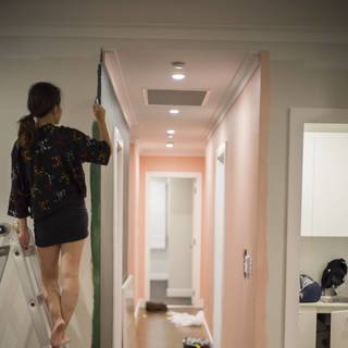 Natalie Tran feet photo thumbnail