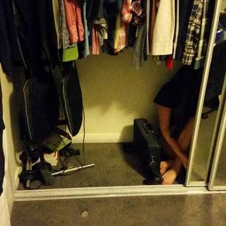 Natalie Tran feet photo thumbnail