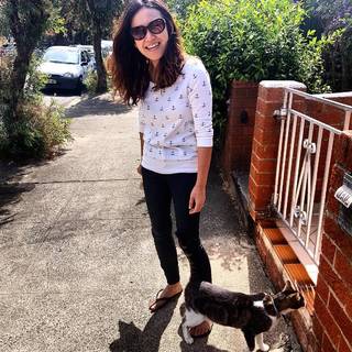 Natalie Tran feet photo thumbnail