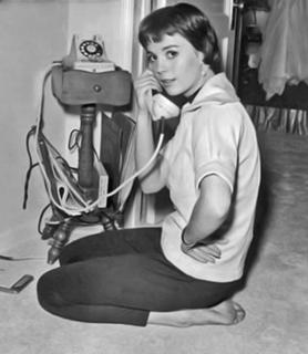 Natalie Wood feet photo thumbnail