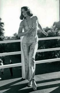 Natalie Wood feet photo thumbnail