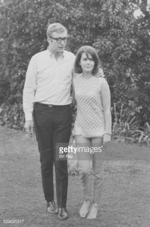 Natalie Wood feet photo thumbnail