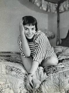 Natalie Wood feet photo thumbnail
