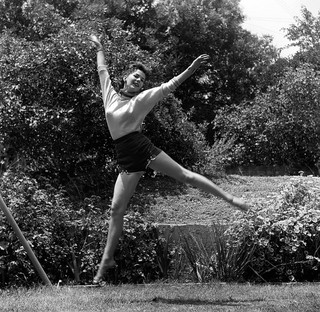 Natalie Wood feet photo thumbnail
