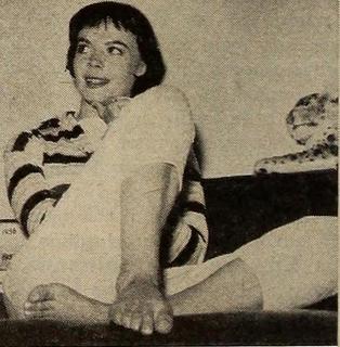 Natalie Wood feet photo thumbnail