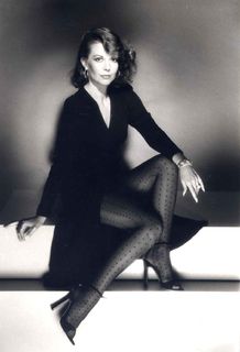 Natalie Wood feet photo thumbnail