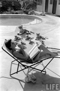 Natalie Wood feet photo thumbnail